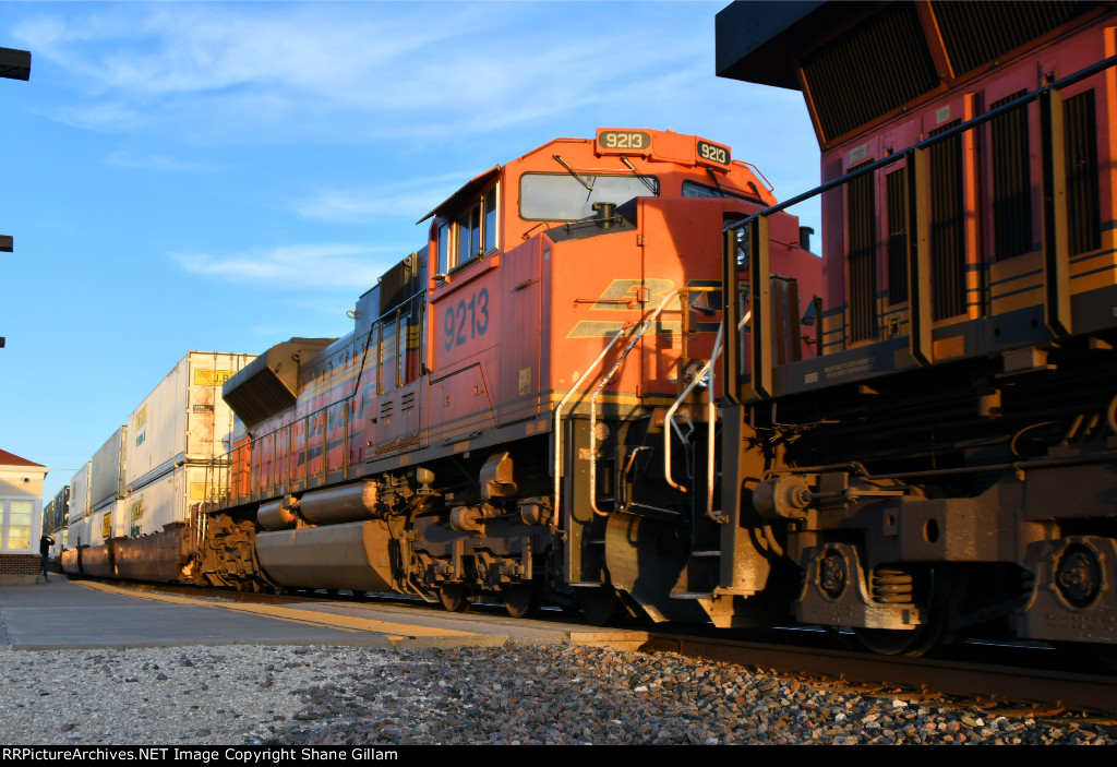 BNSF 9213 Roster 